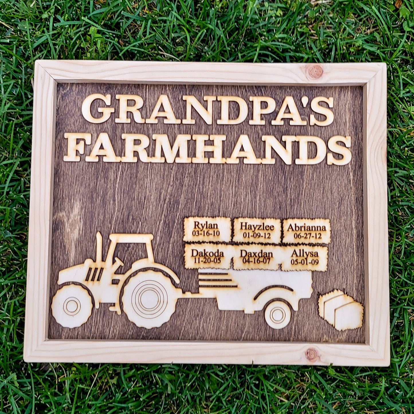 Grandpa's Farmhands Farmer Gift for Grandpa Papa Dad Poppy Father's Day Birthday Gift for Him Tractor Gift Plaque Sign