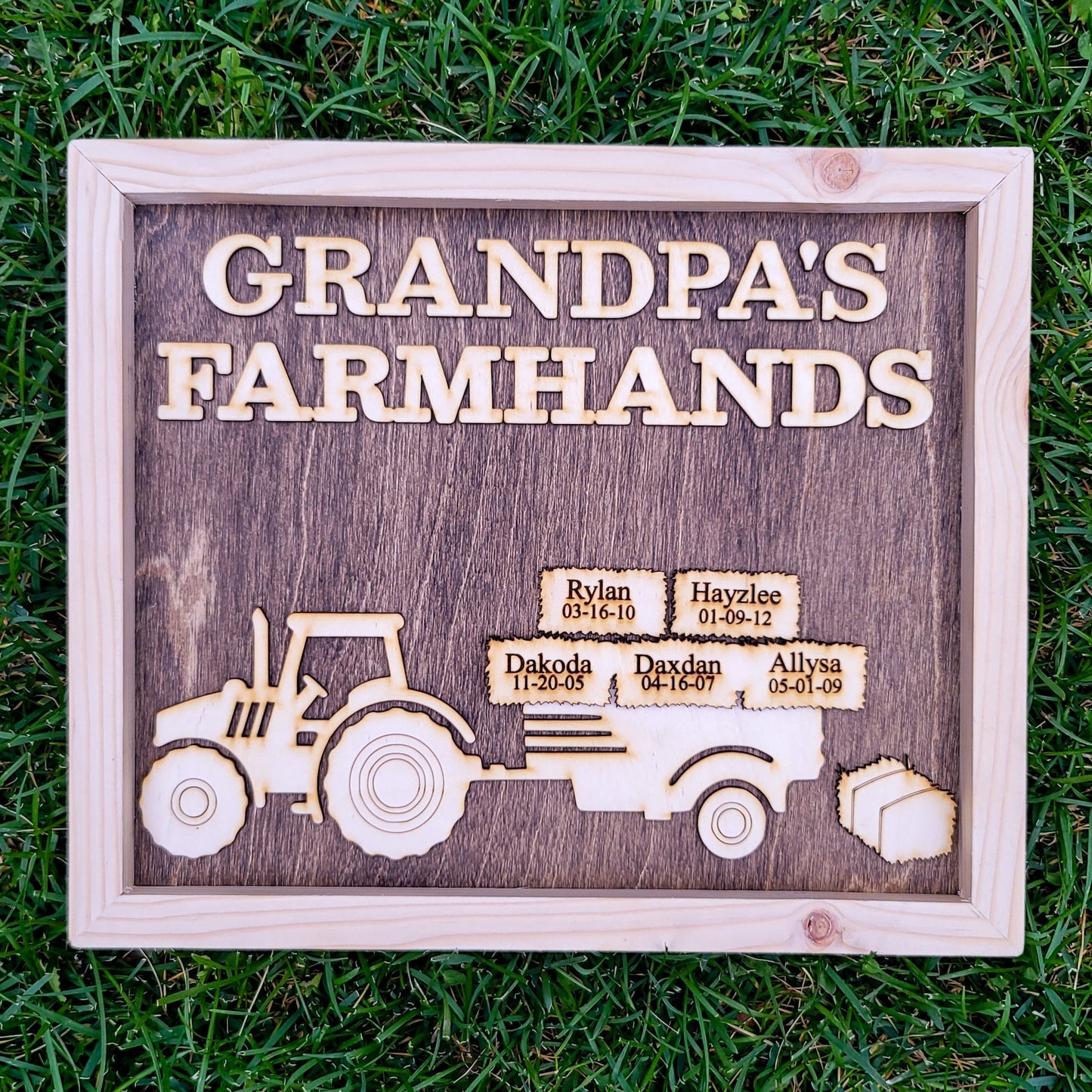 Grandpa's Farmhands Farmer Gift for Grandpa Papa Dad Poppy Father's Day Birthday Gift for Him Tractor Gift Plaque Sign