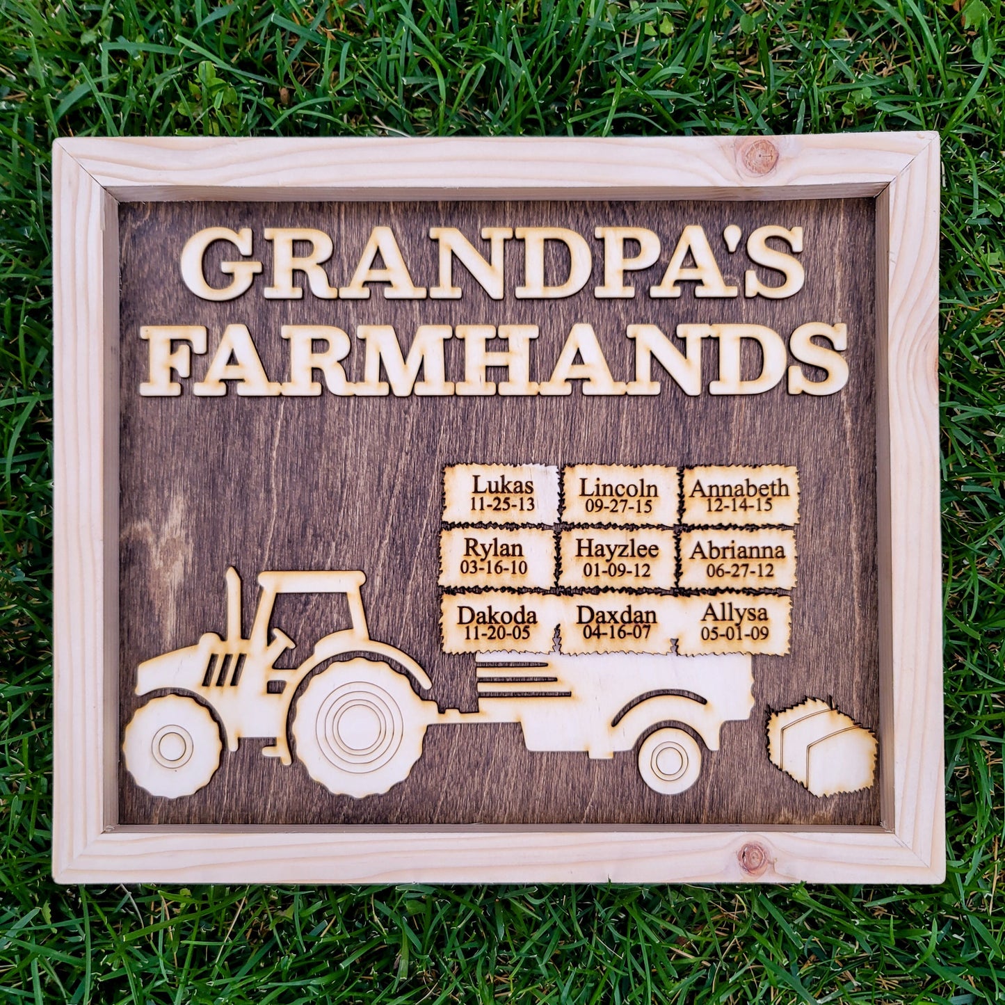 Grandpa's Farmhands Farmer Gift for Grandpa Papa Dad Poppy Father's Day Birthday Gift for Him Tractor Gift Plaque Sign