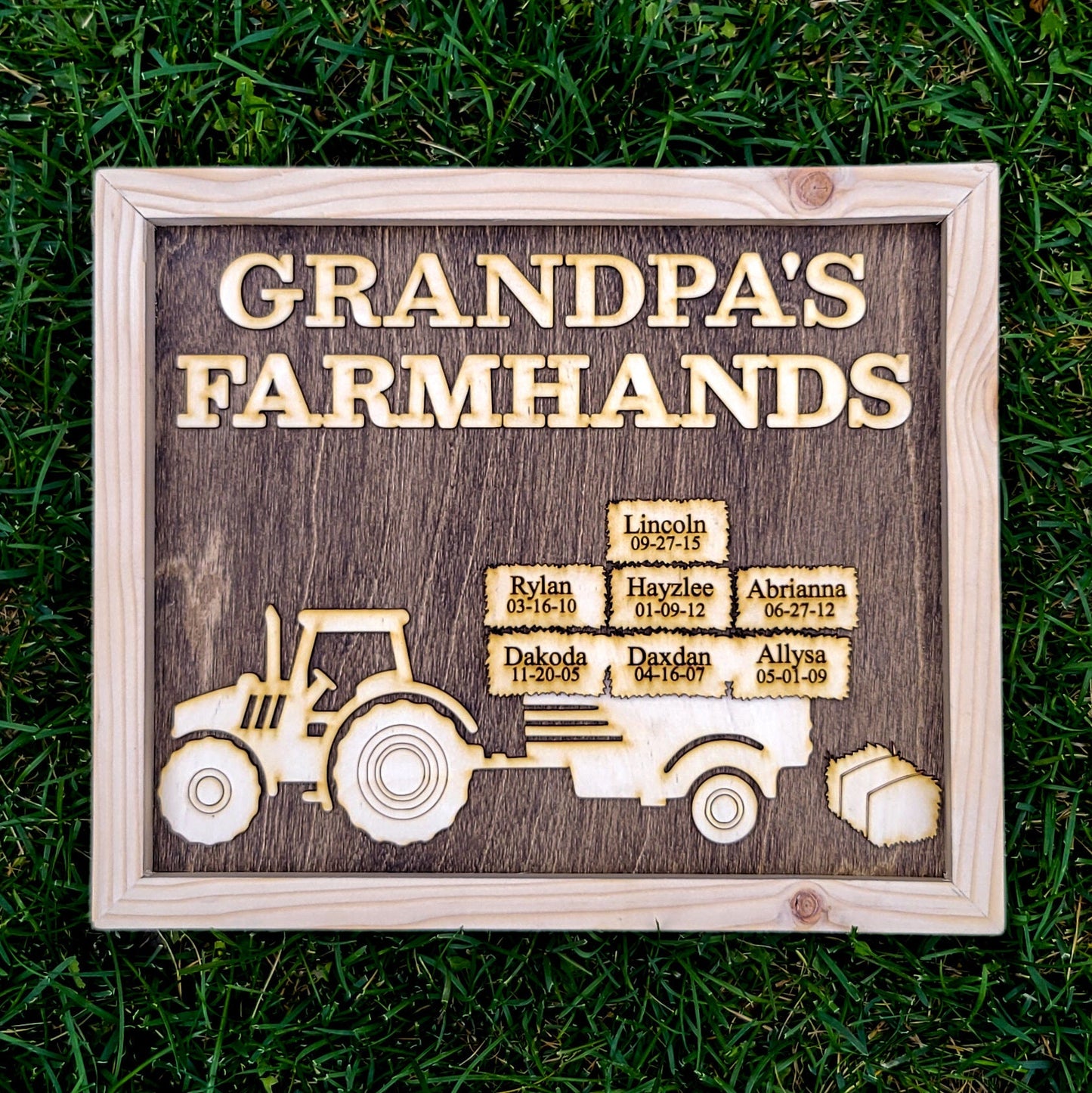 Grandpa's Farmhands Farmer Gift for Grandpa Papa Dad Poppy Father's Day Birthday Gift for Him Tractor Gift Plaque Sign