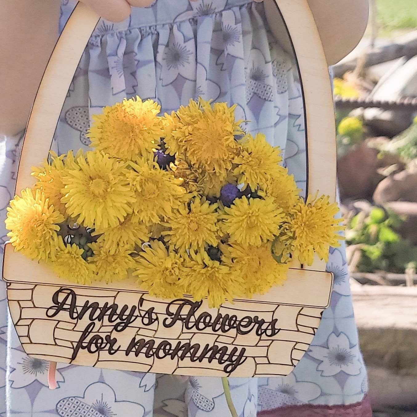 Flowers for mommy grandma mom basket dandelion picked flower vase basket personalized gift for mama